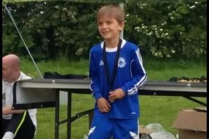 “10后”就快来了15岁道曼生于09年12月31日，6岁加盟阿森纳