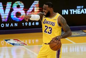 夸梅：知道詹姆斯是什么国王了吧？操纵比赛之王 赌博丑闻之王