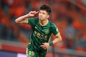 每体：众多欧洲球队有意中国新星王钰栋！有些已向他抛出橄榄枝