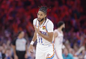 三分神射手！乔替补出场21分钟三分10投6中&合计12中7射落22分